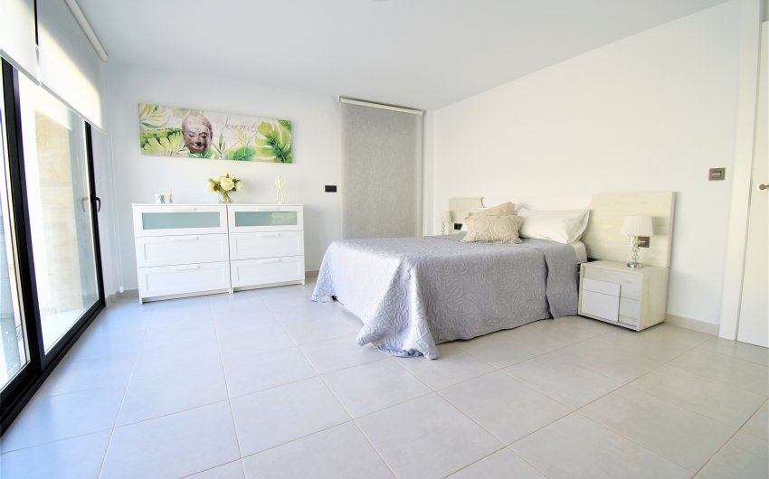 Revente - Villa -
Orihuela Costa - Villamartín