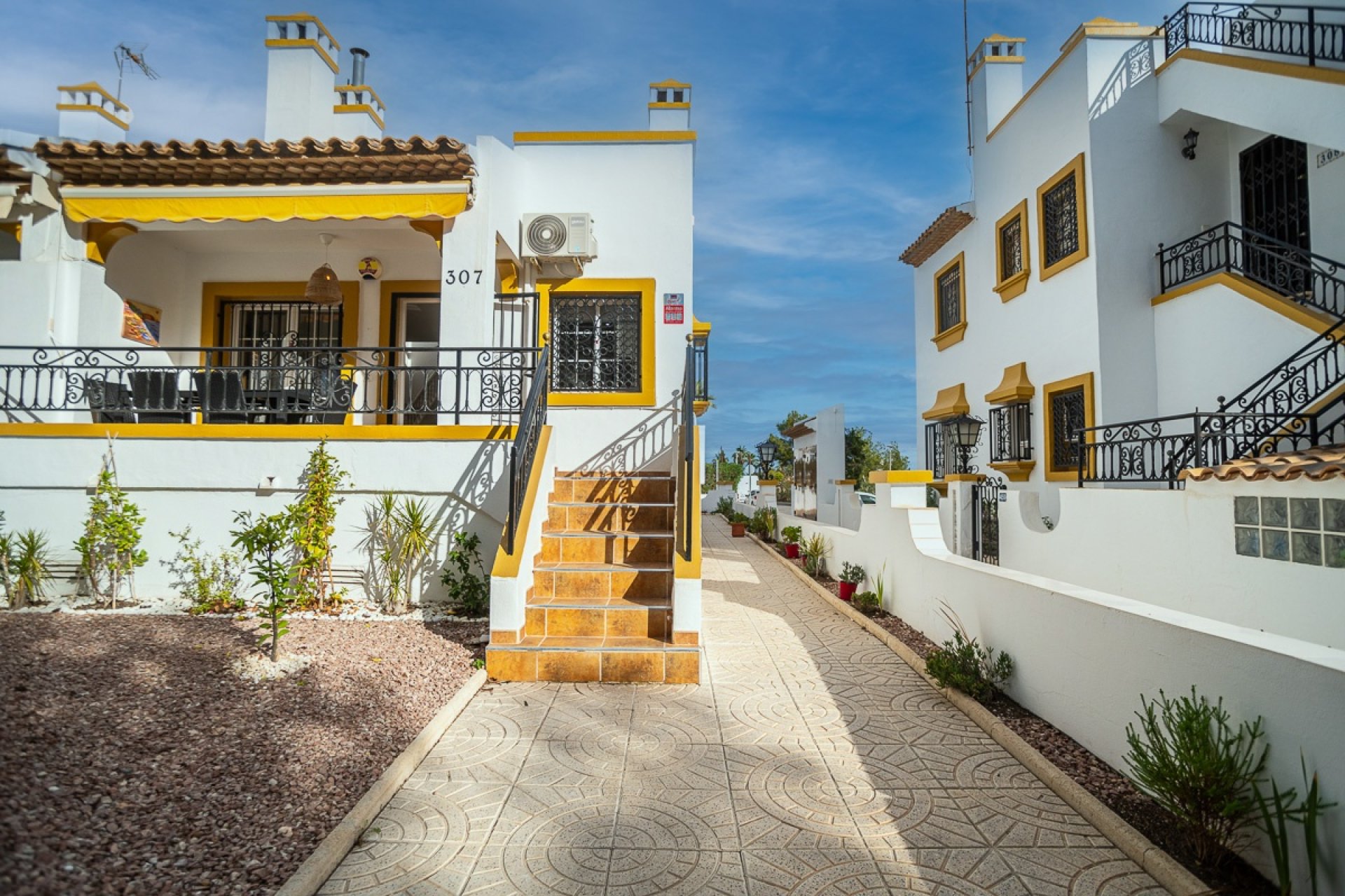 Revente - Villa -
Orihuela Costa - Villamartín