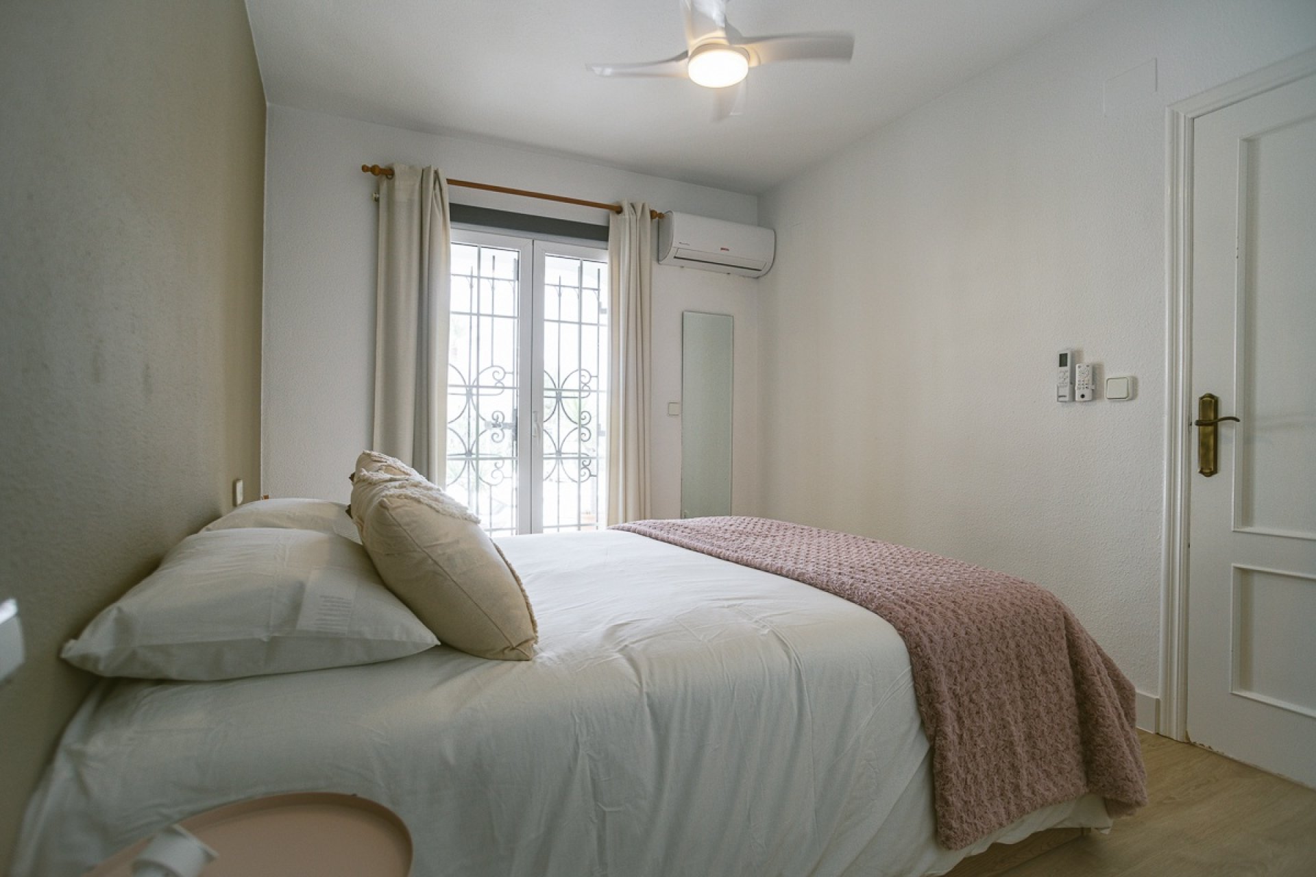 Revente - Villa -
Orihuela Costa - Villamartín