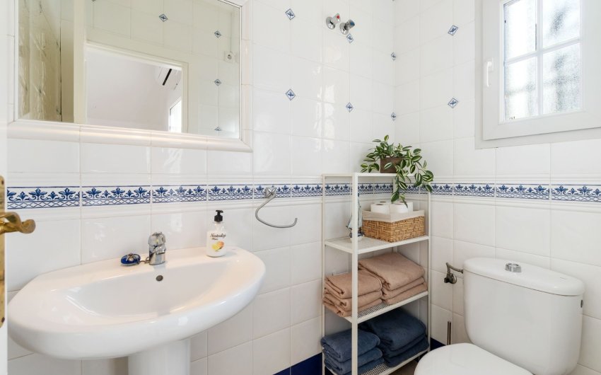 Revente - Villa -
Orihuela Costa - Villamartín