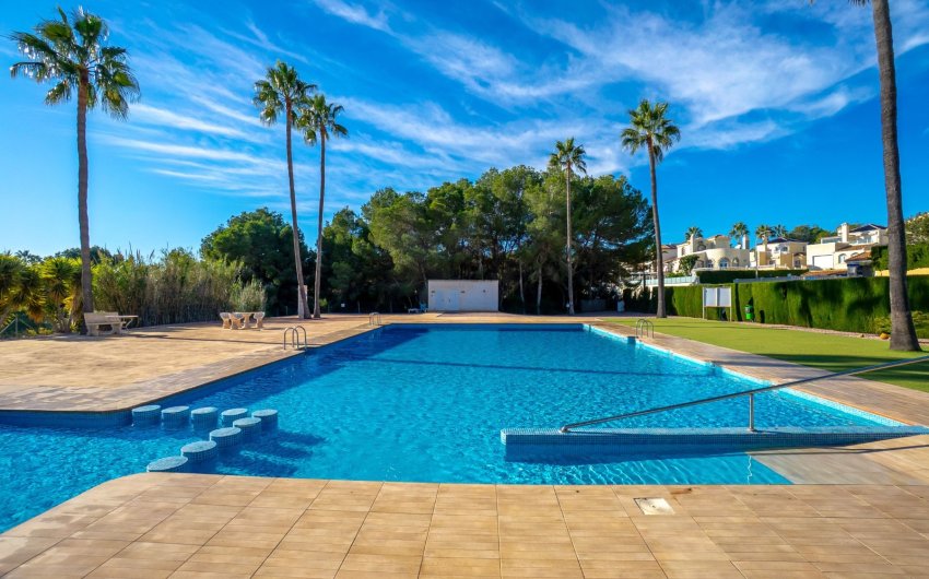 Revente - Villa -
Orihuela Costa - Villamartín