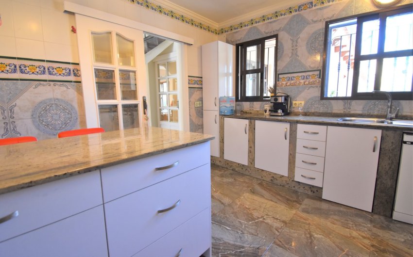 Revente - Villa -
Orihuela Costa - Villamartín