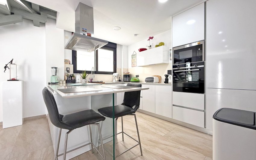 Revente - Villa -
Orihuela Costa - Villamartín