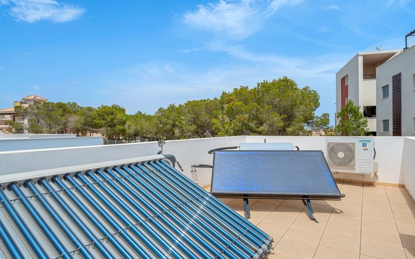 Revente - Villa -
Orihuela Costa - Villamartín