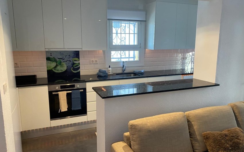 Revente - Villa -
Orihuela Costa - Villamartín