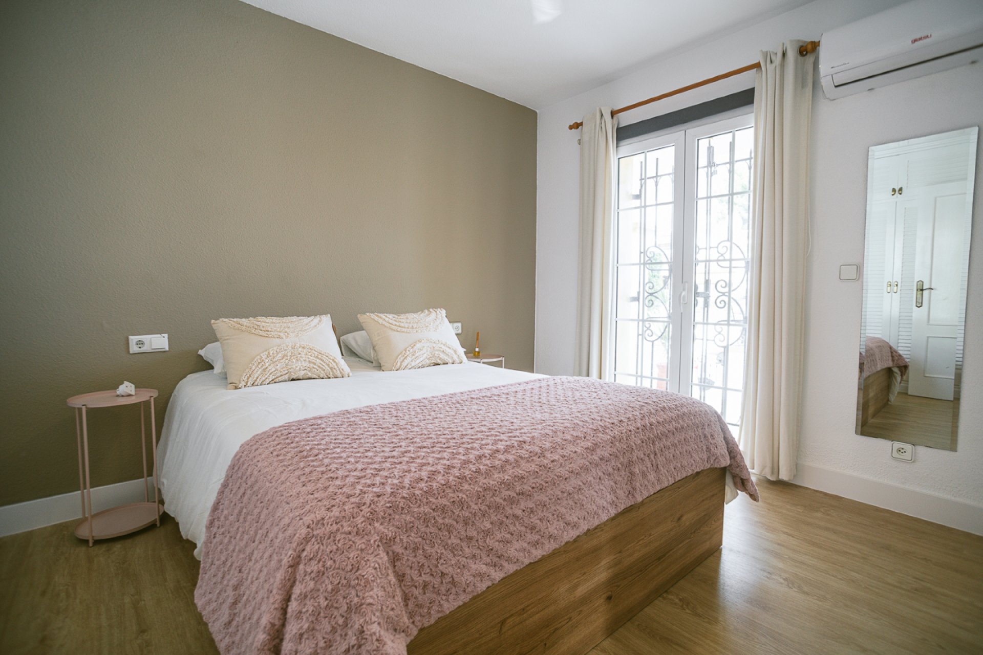 Revente - Villa -
Orihuela Costa - Villamartín