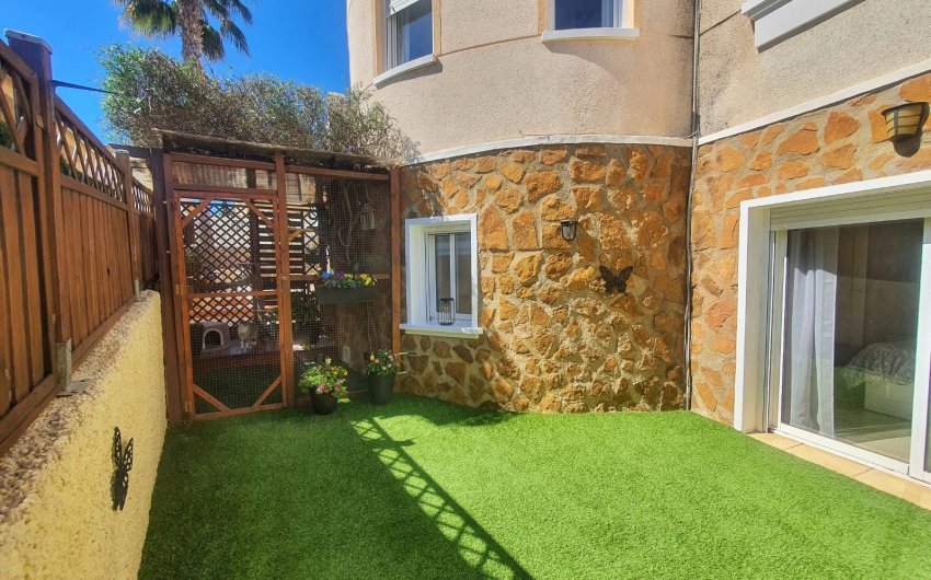 Revente - Villa -
Orihuela Costa - Villamartin