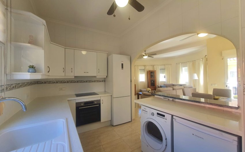 Revente - Villa -
Orihuela Costa - Villamartin