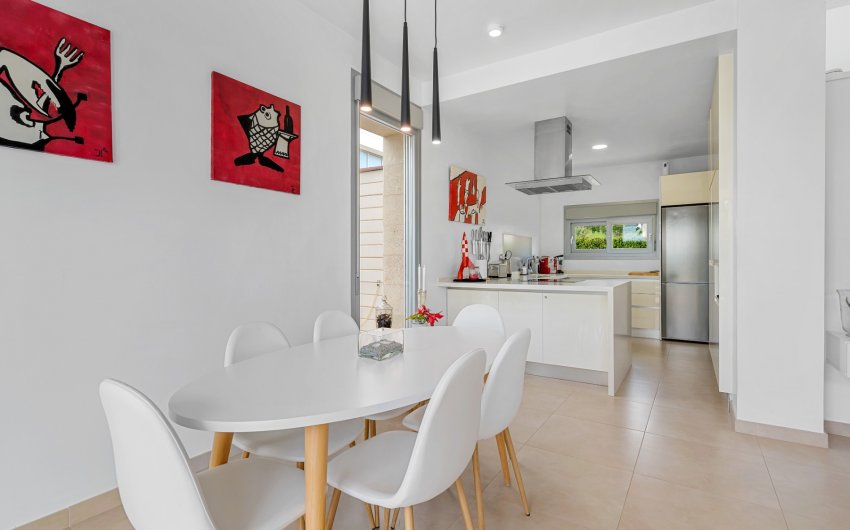 Revente - Villa -
Orihuela Costa - Vistabella