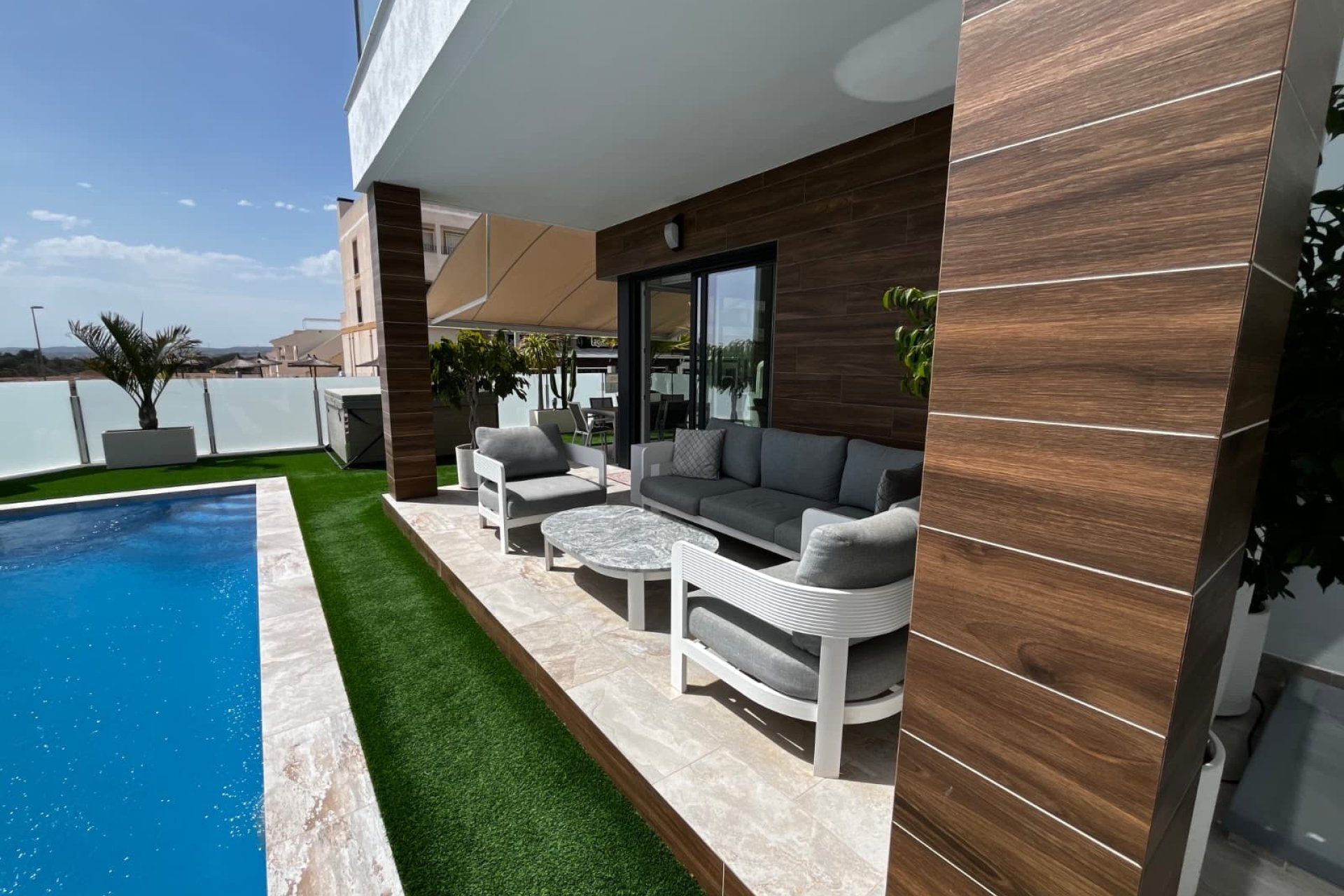 Revente - Villa -
Orihuela - Entre Naranjos Vistabella Golf
