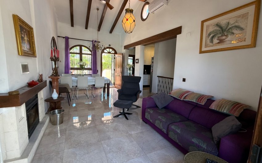 Revente - Villa -
Orihuela - Inland