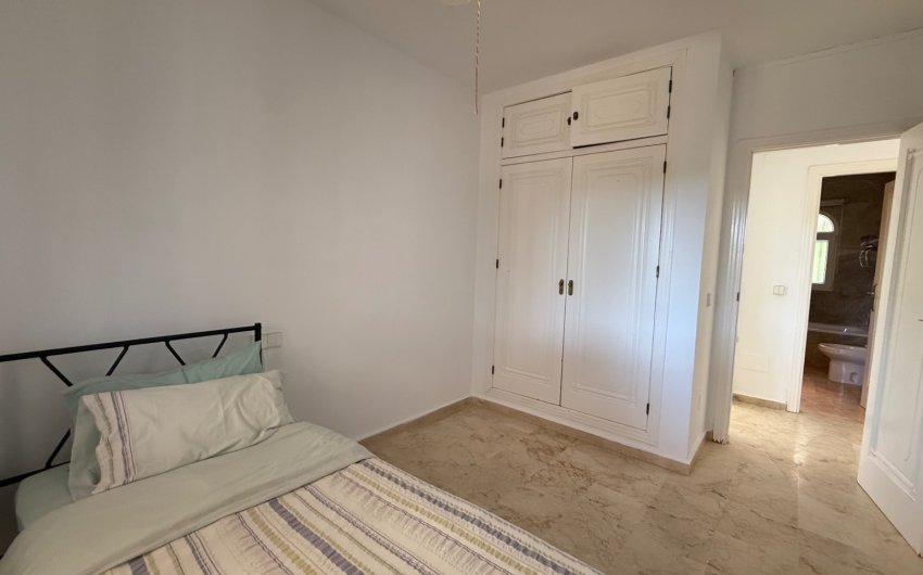 Revente - Villa -
Orihuela - Inland