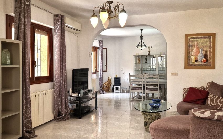 Revente - Villa -
Orihuela - Inland