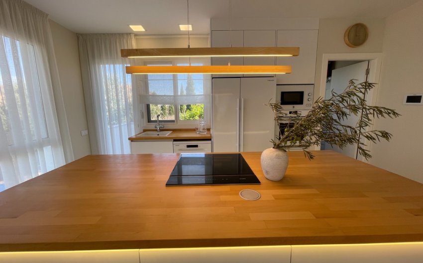 Revente - Villa -
Orihuela - Inland