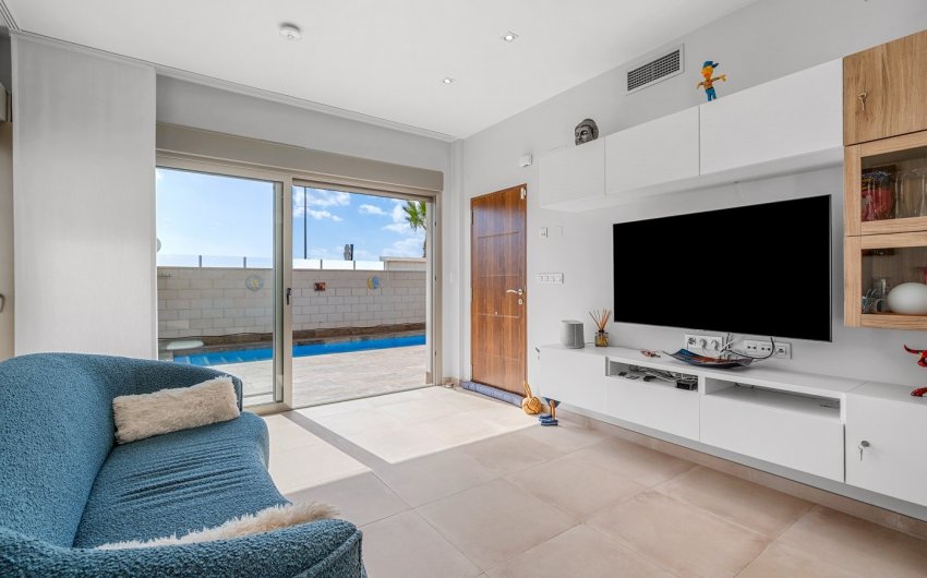 Revente - Villa -
Orihuela - Inland