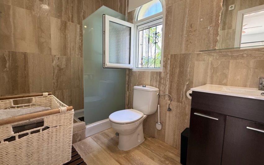 Revente - Villa -
Orihuela - Inland