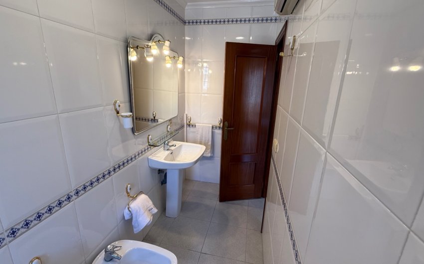 Revente - Villa -
Orihuela - Inland