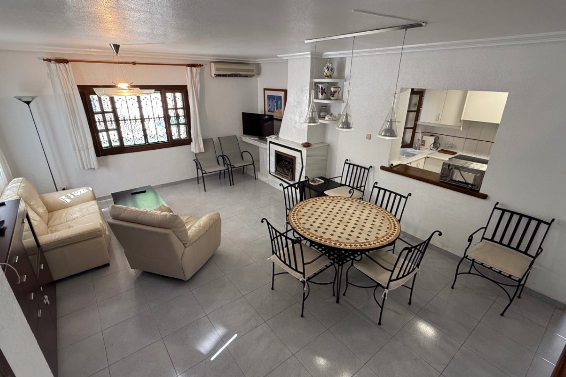 Revente - Villa -
Orihuela - Inland