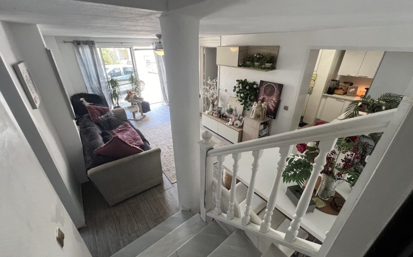 Revente - Villa -
Orihuela - Inland