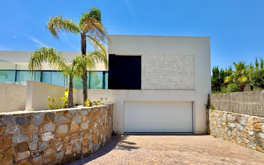 Revente - Villa -
Orihuela - Las Colinas Golf
