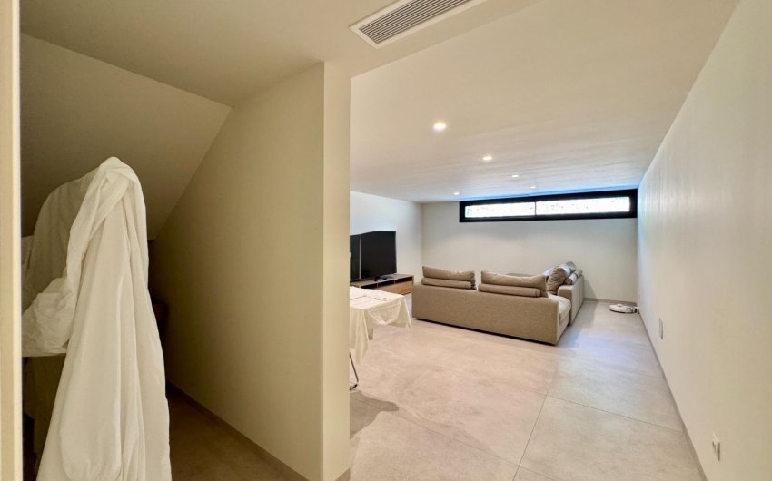 Revente - Villa -
Orihuela - Las Colinas Golf