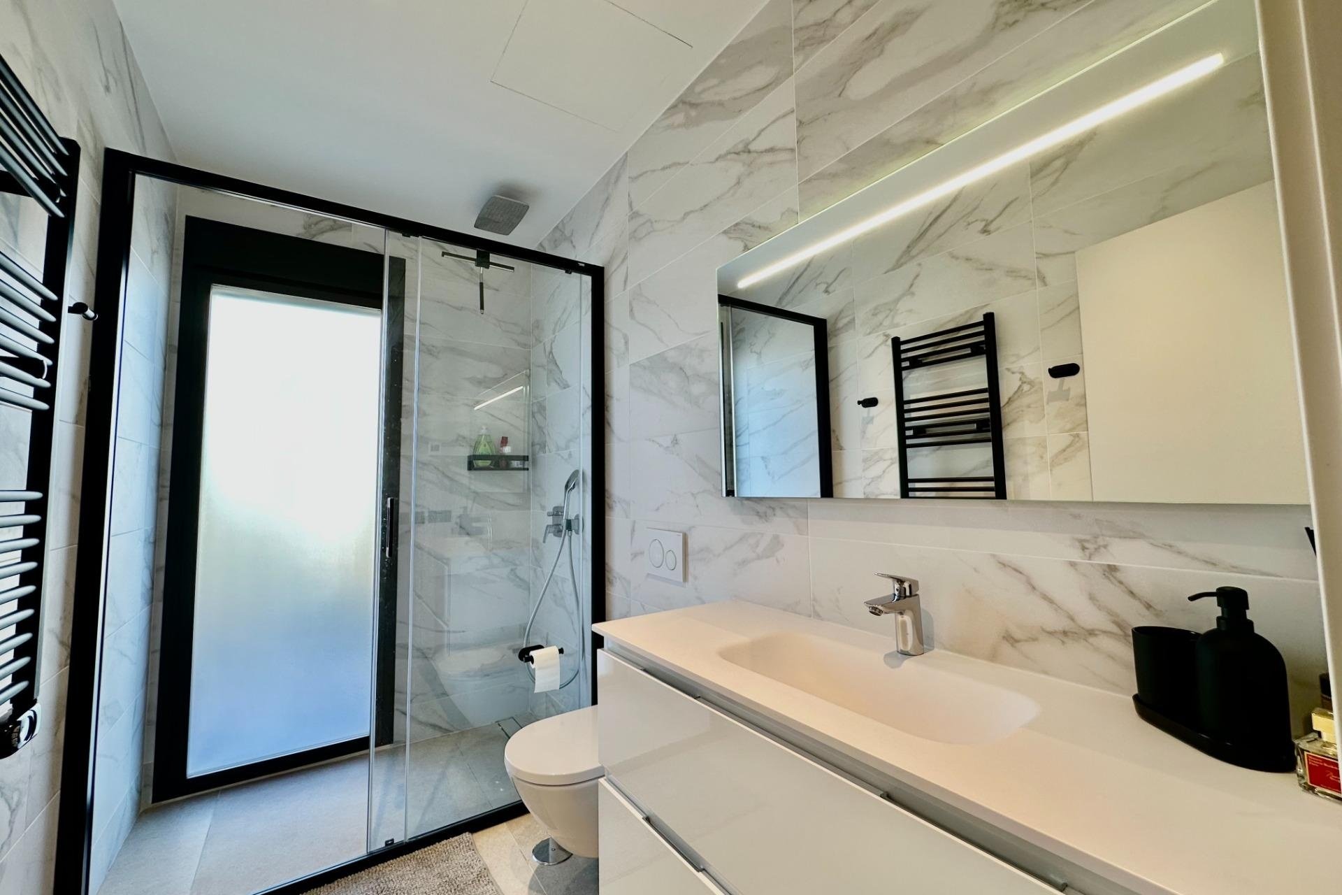 Revente - Villa -
Orihuela - Las Colinas Golf