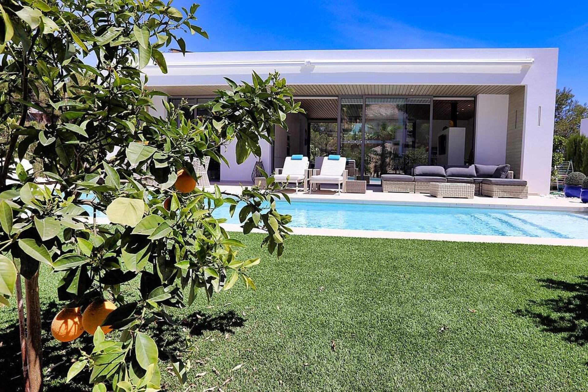 Revente - Villa -
Orihuela - Las Colinas Golf