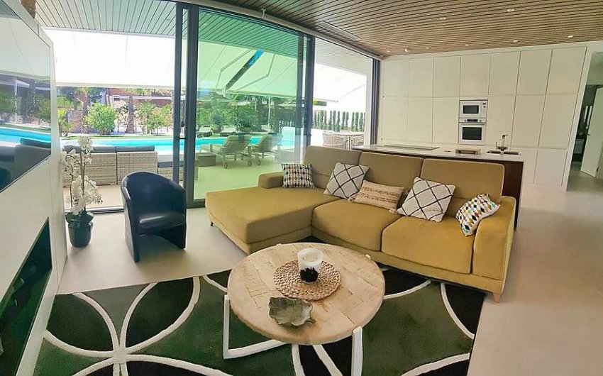 Revente - Villa -
Orihuela - Las Colinas Golf