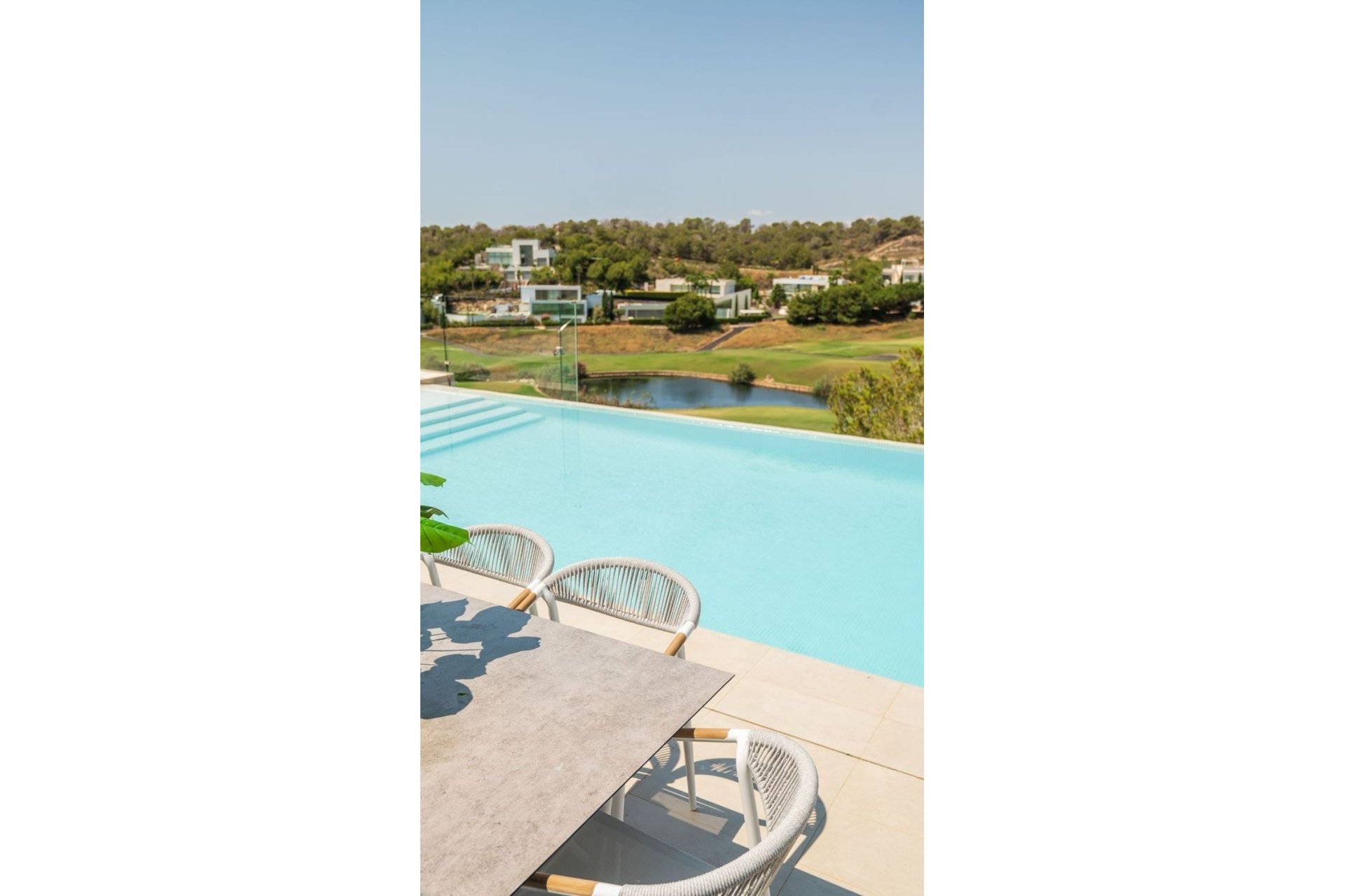 Revente - Villa -
Orihuela - Las Colinas Golf