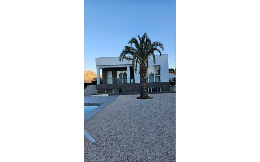 Revente - Villa -
Orihuela - Urb. Montepinar