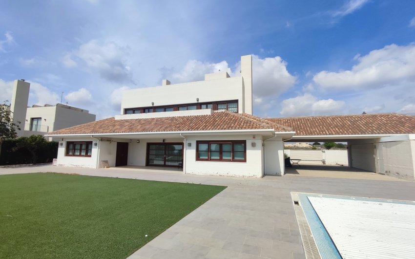 Revente - Villa -
Peraleja Golf Resort