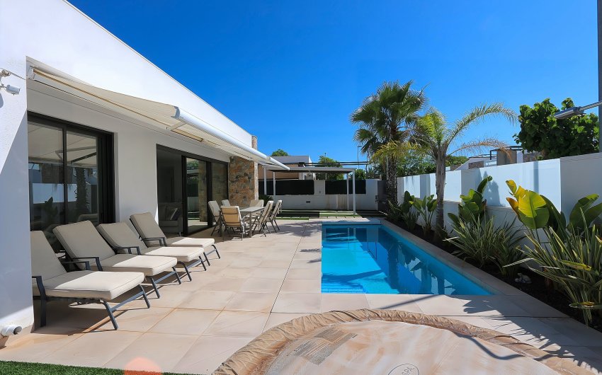Revente - Villa -
Pilar de la Horadada - Costa Blanca