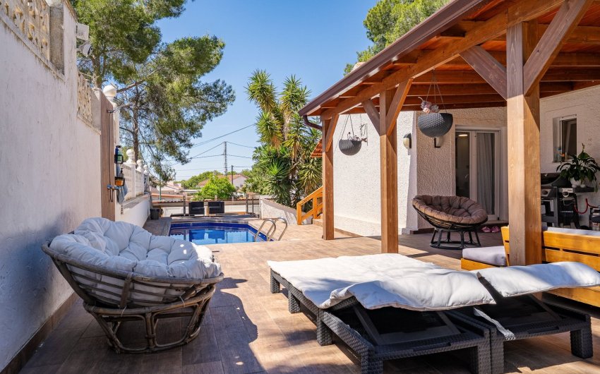 Revente - Villa -
Pilar de la Horadada - Pinar de Campoverde