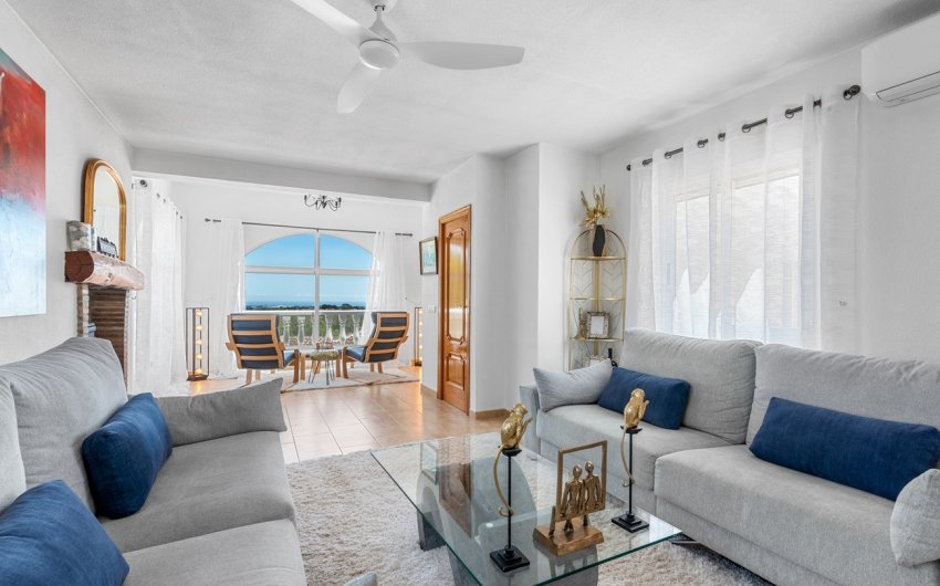 Revente - Villa -
Pinar de Campoverde - Costa Blanca