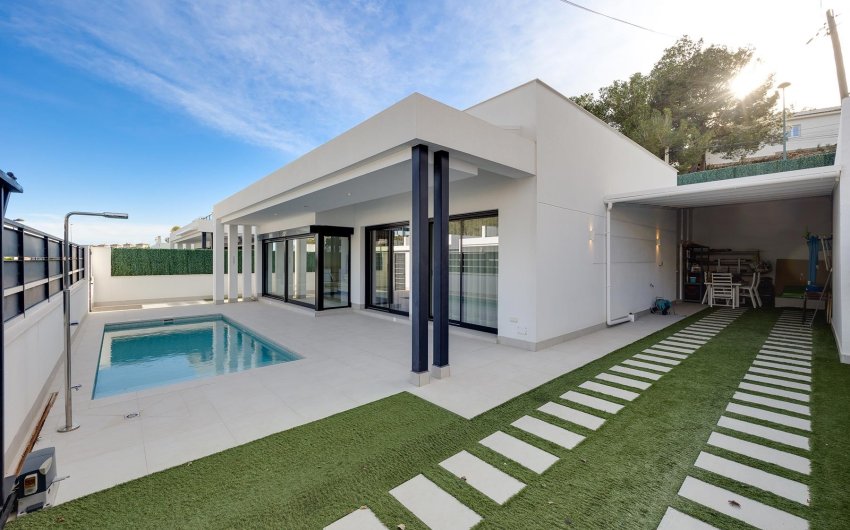 Revente - Villa -
Pinar de Campoverde - Inland