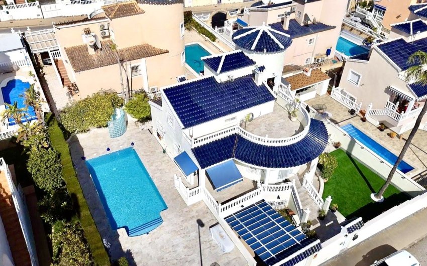 Revente - Villa -
Pinar de Campoverde - Inland