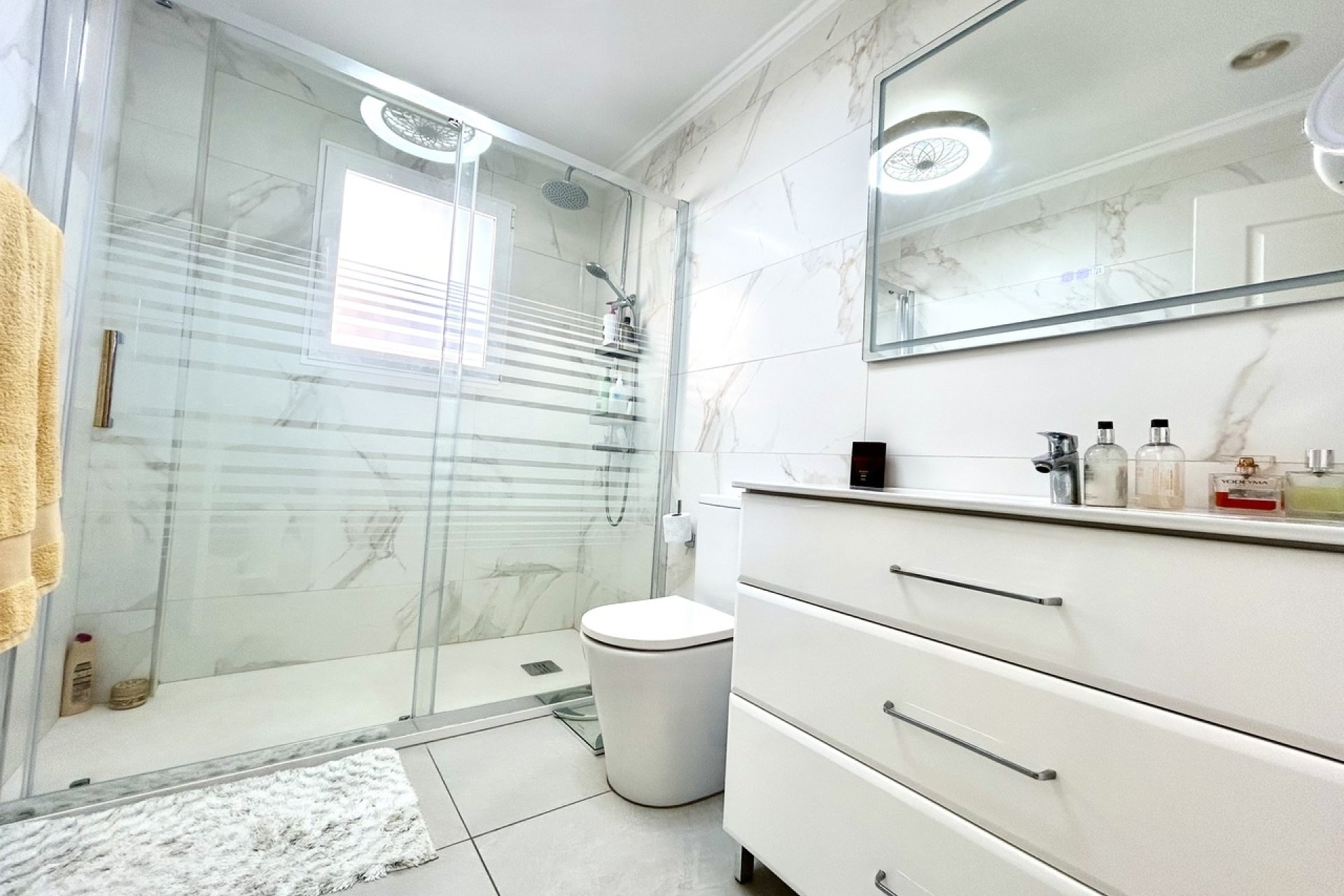 Revente - Villa -
Pinar de Campoverde - Inland