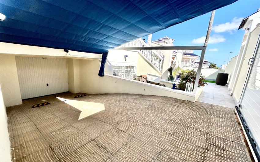 Revente - Villa -
Pinar de Campoverde - Inland