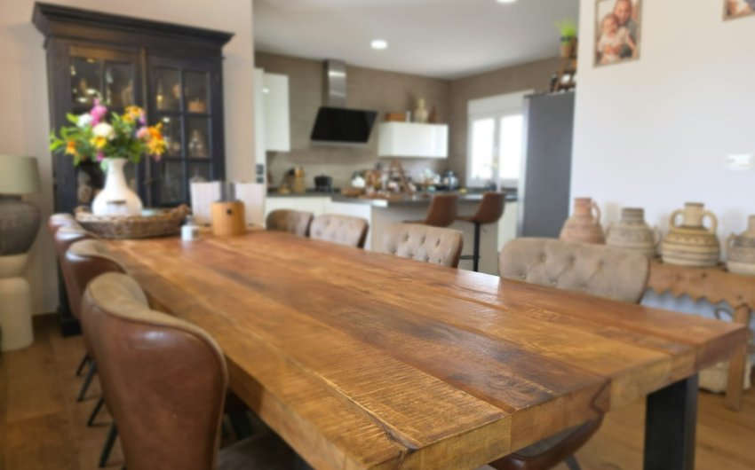 Revente - Villa -
Pinoso - Inland