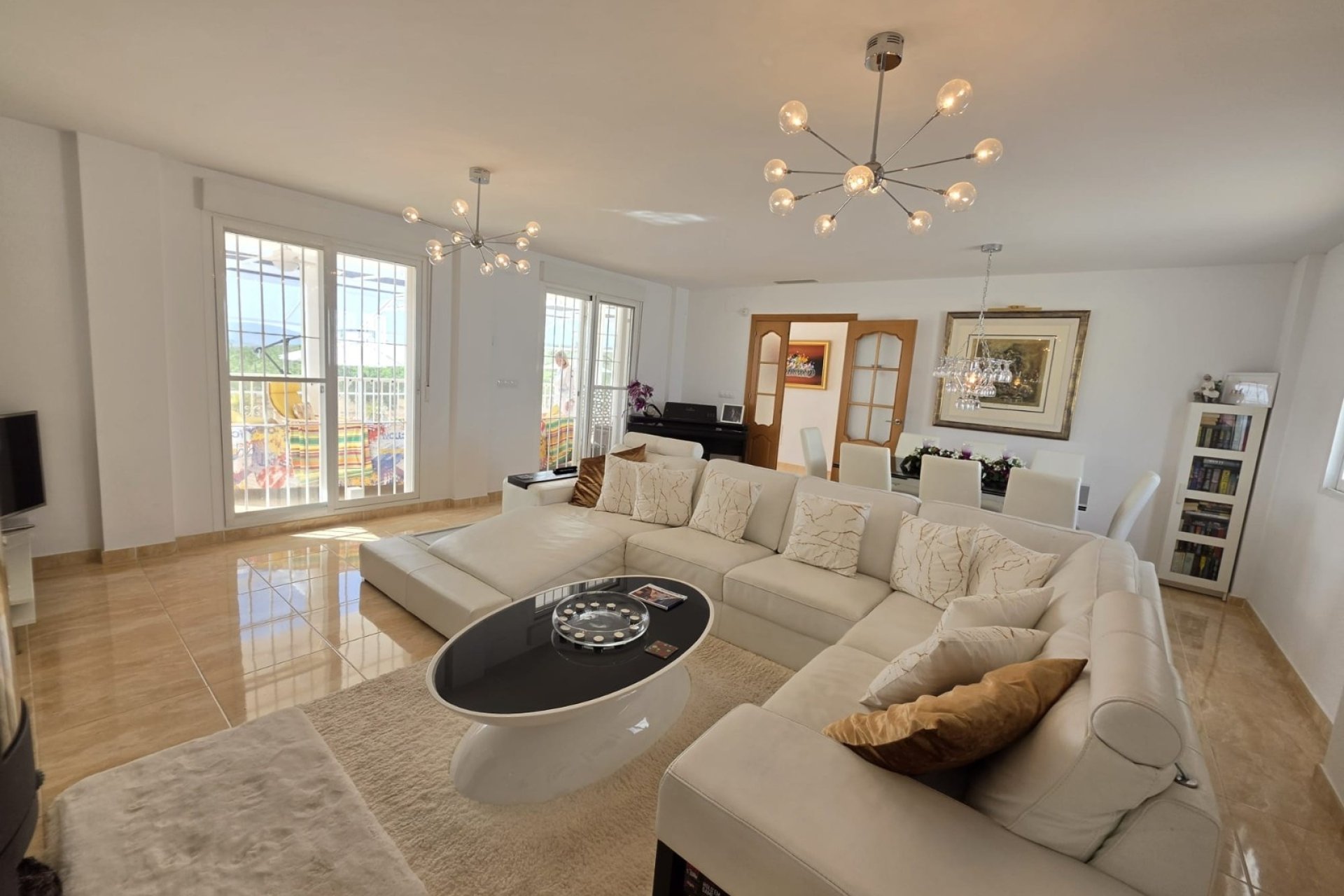 Revente - Villa -
Pinoso - Inland