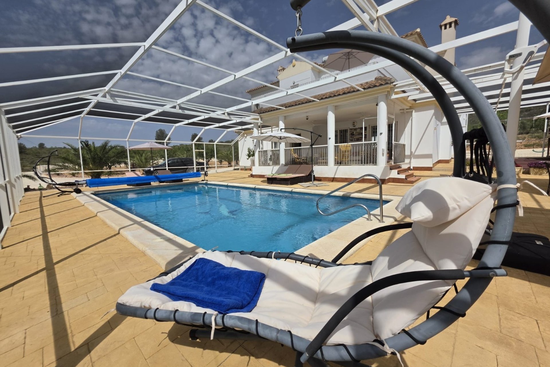 Revente - Villa -
Pinoso - Inland
