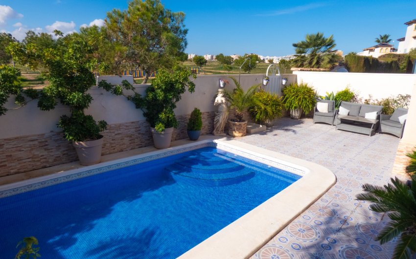 Revente - Villa -
Playa Flamenca - Costa Blanca