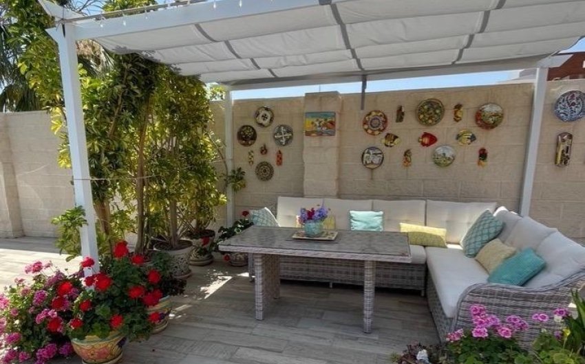 Revente - Villa -
Polop - Alberca