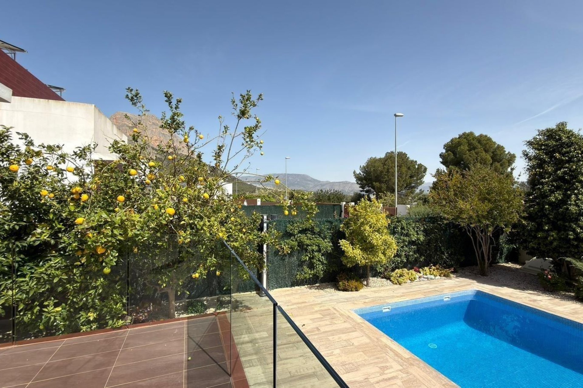 Revente - Villa -
Polop - Alberca