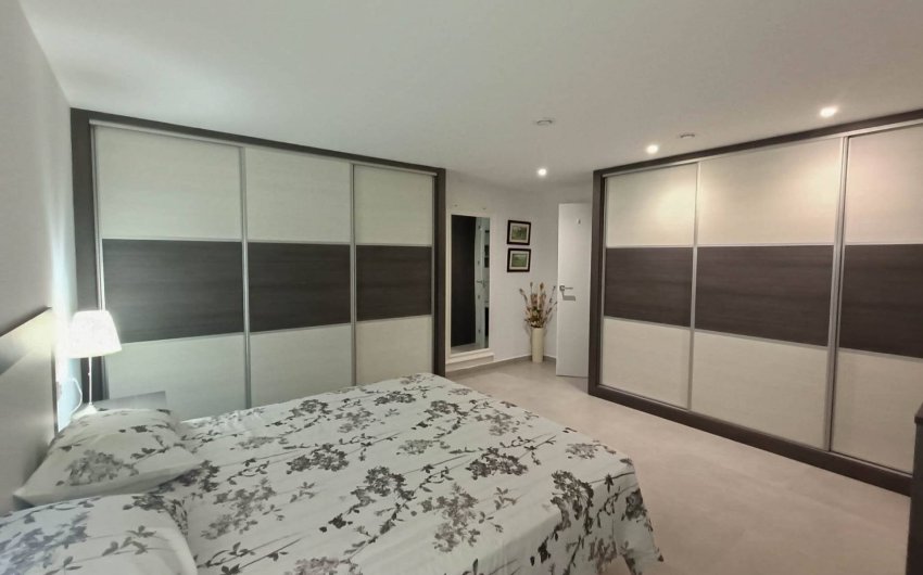 Revente - Villa -
Rojales - Inland