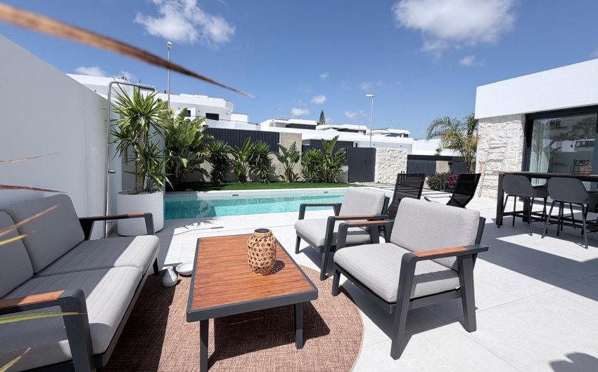 Revente - Villa -
Rojales - Inland