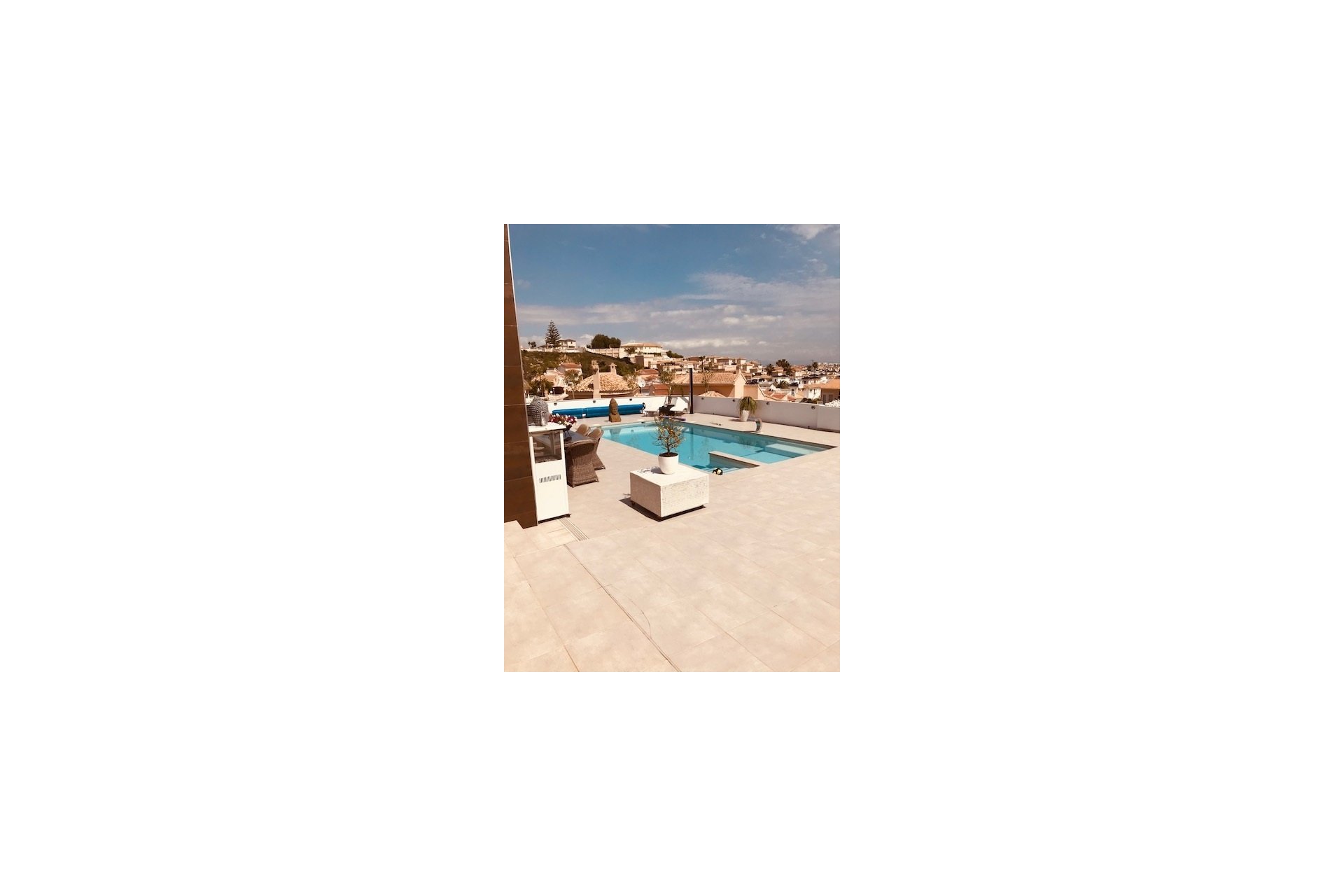 Revente - Villa -
Rojales - Inland