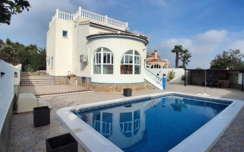 Revente - Villa -
Rojales - Inland