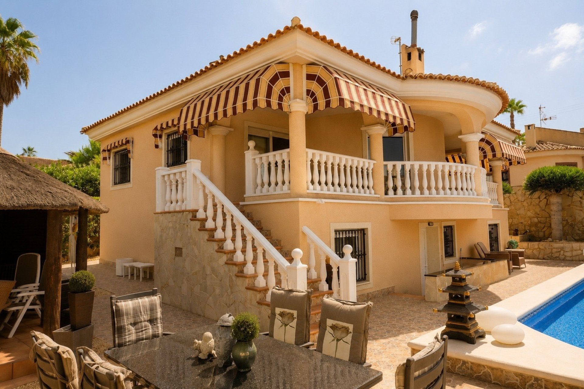Revente - Villa -
Rojales - Inland