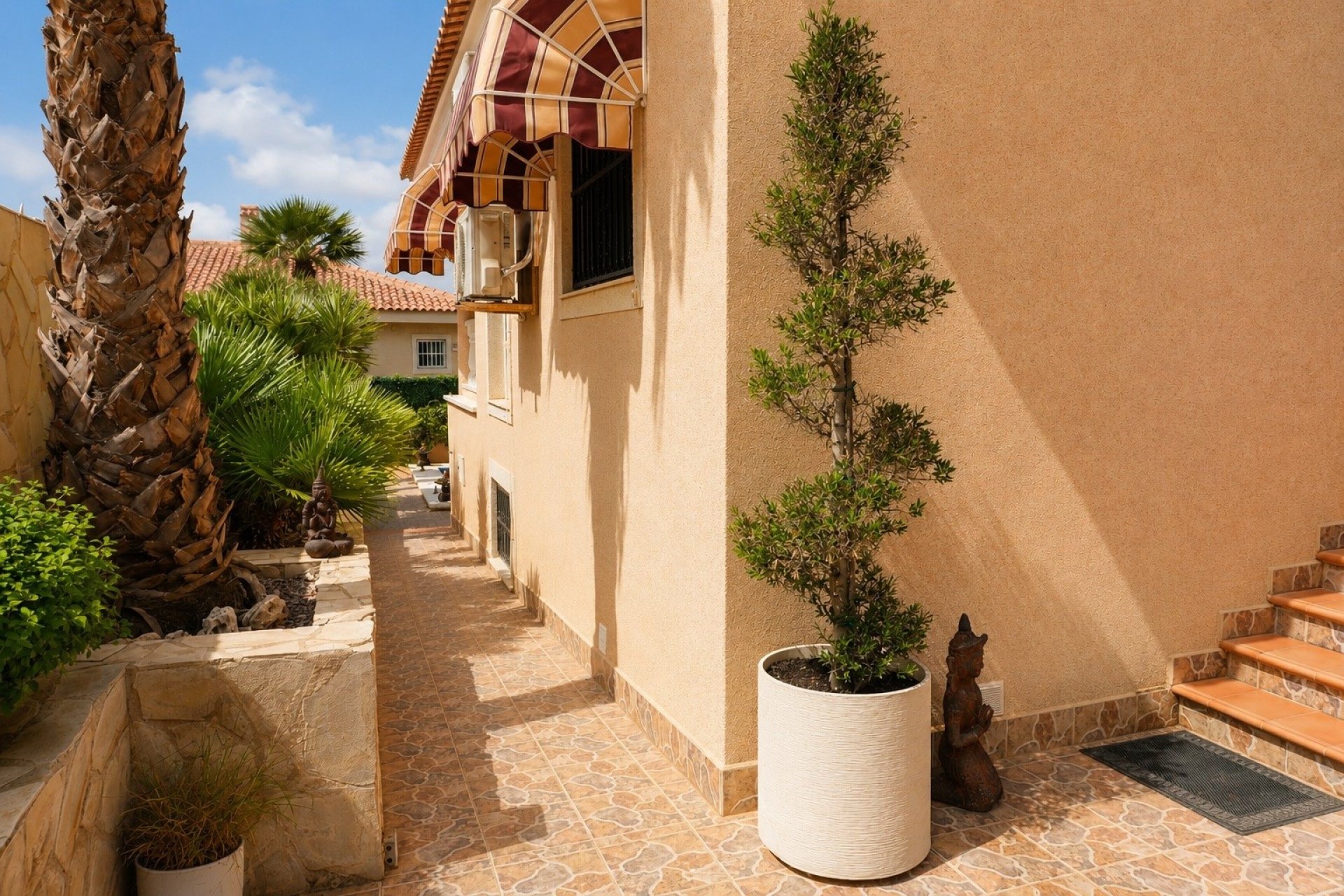 Revente - Villa -
Rojales - Inland